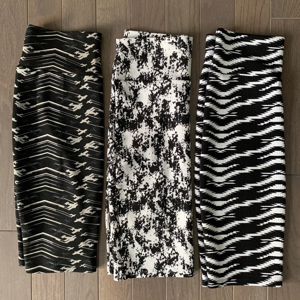Set of 3 LuLaRoe Cassie XS skirts